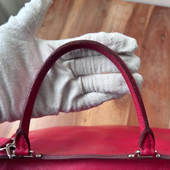 Louis Vuitton Leather Very Tote w/Strap Red - Picture 10 of 16